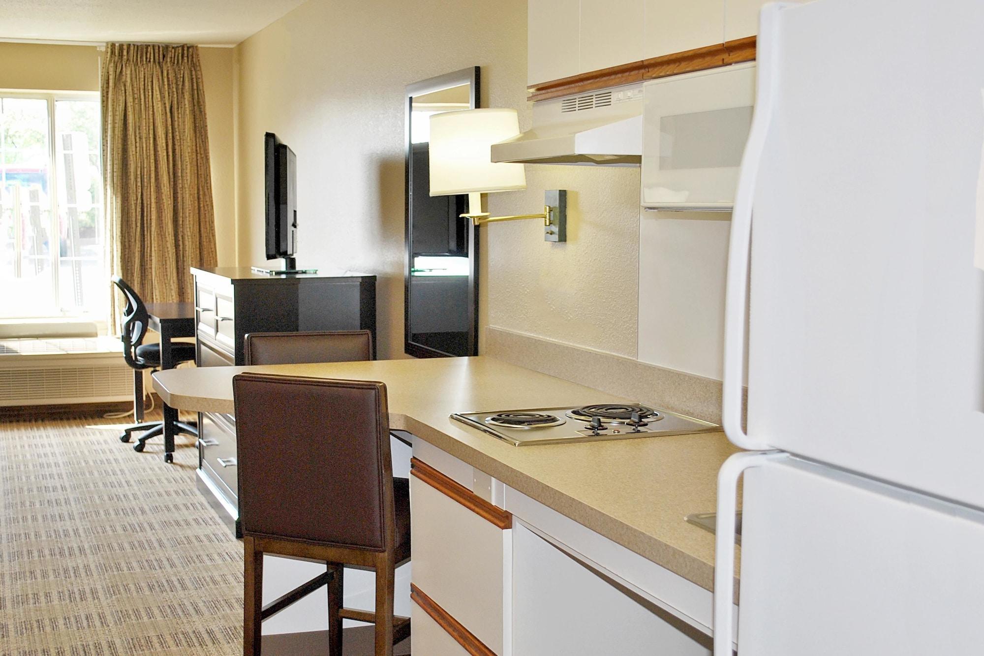 Extended Stay America Suites - Milwaukee - Brookfield Eksteriør bilde